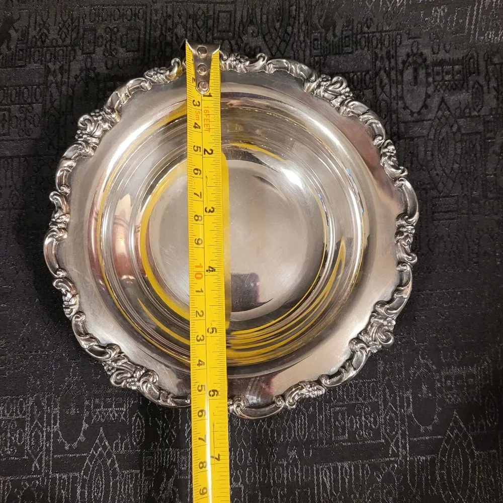 Vintage Lunt Silver Dish Plate Tray V-27 Round Catchall 6" Silverplate EUC - Picture 6 of 6